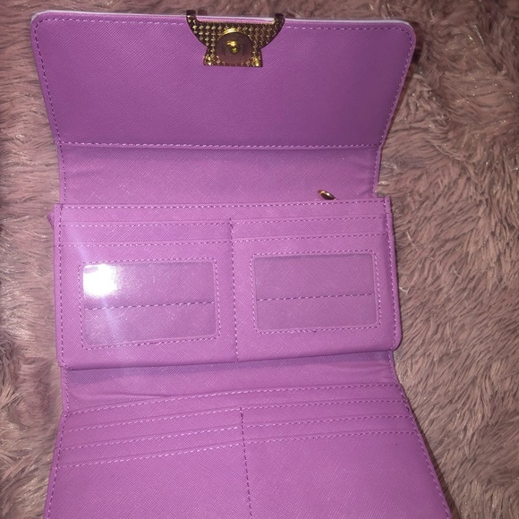 Wallets - Picture 2 of 2